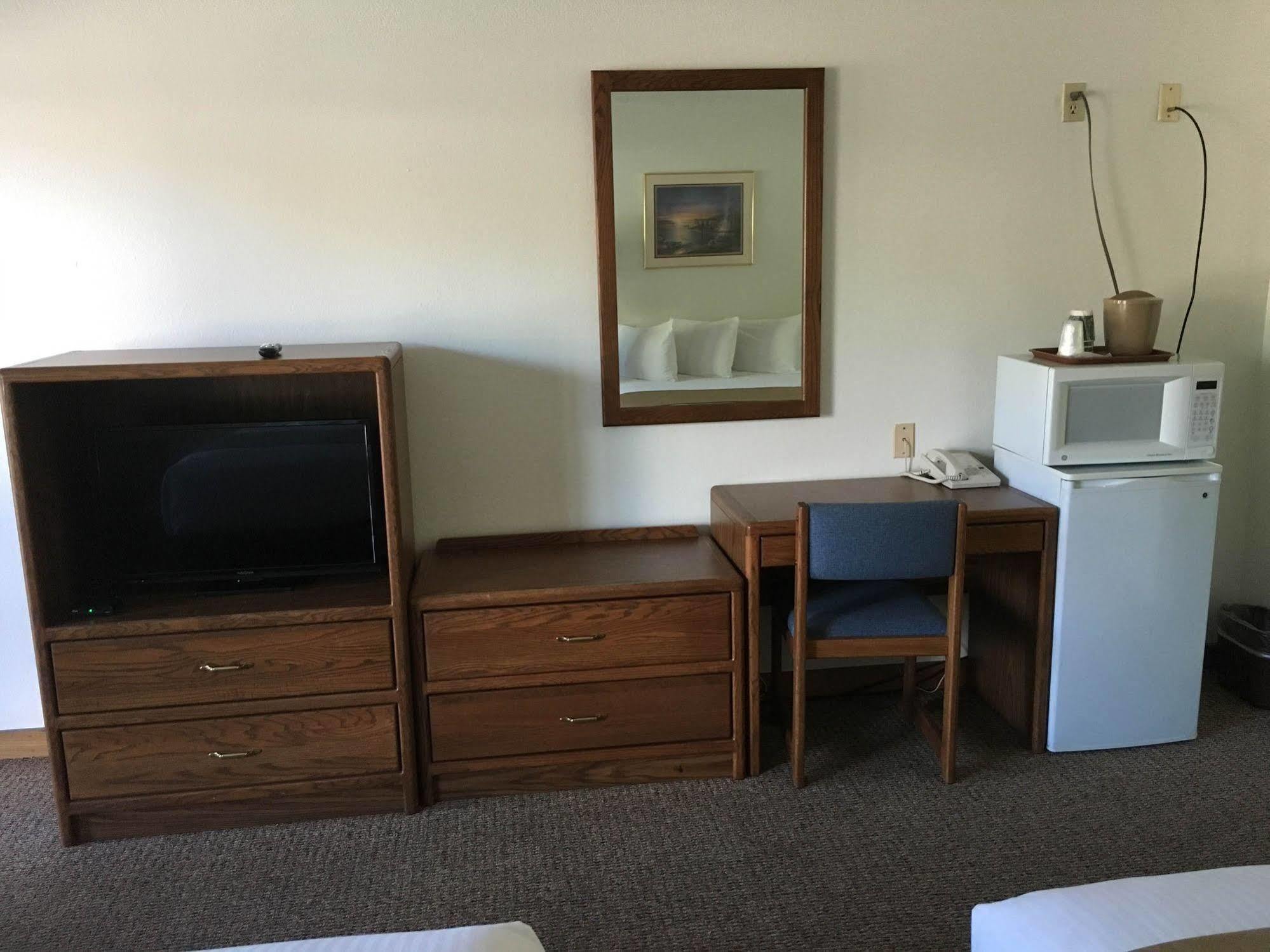 Golden Eagle Inn Jackson Bagian luar foto